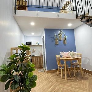 Vania House